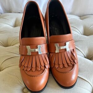 AUTHENTIC HERMES LIKE NEW LOAFERS